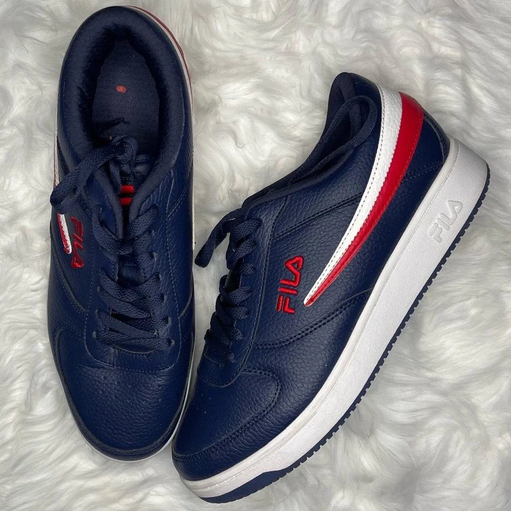 Fila Navy and Red Women's Sneakers - Picture 1 of 6